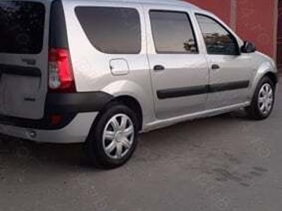 second-hand Dacia Logan MCV 1,6 benzină 5 locuri