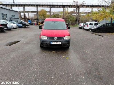 Culoarerosu Utilizat 2009 VW Caddy Monovolum | 3.650 EUR (Puțin scump)