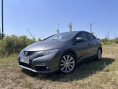 Second-hand Honda Civic 150 CP (110 kW) 2012 Hatchback