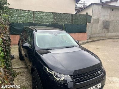 Second-hand Land Rover Discovery Sport HSE Luxury 180 CP (132 kW) 2018 Culoarenegru SUV