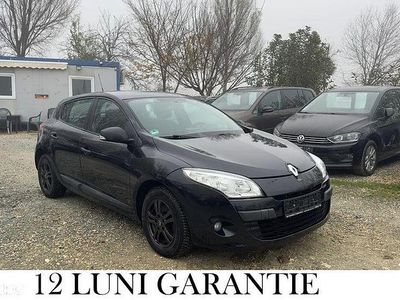 Second-hand Renault Mégane III 100 CP (73 kW) 2011 Culoarenegru Hatchback