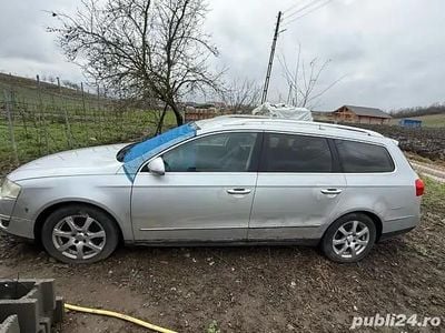 Utilizat 2006 VW Passat Break | 900 EUR (Super Preț)