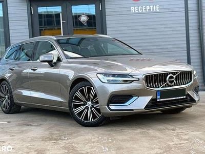 Culoaregri Utilizat 2019 Volvo V60 Momentum Break | 14.800 EUR (Puțin scump)
