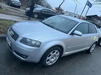 Second-hand 2004 Audi Coupé Coupe | 2.200 EUR