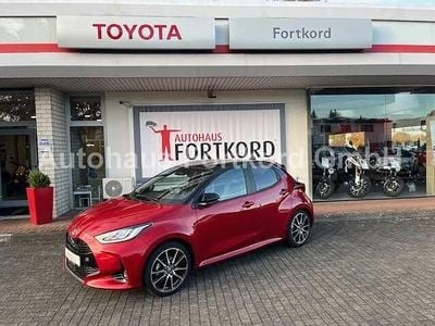 Second-hand 2024 Toyota Yaris Hybrid Sport | 31.677 EUR (Preț OK)