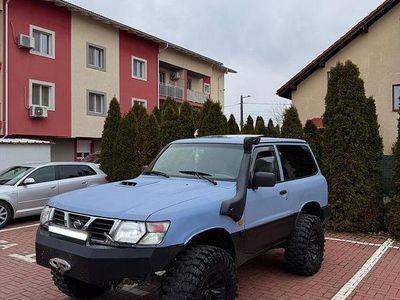 Second-hand Nissan Patrol 160 CP (117 kW) 2002 Culoarealbastru SUV