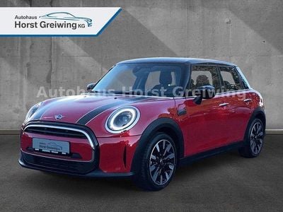 Second-hand 2023 Mini Cooper Hatchback | 30.596 EUR (Preț OK)