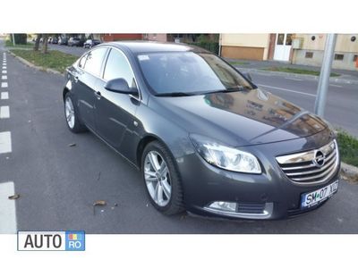 Second-hand Opel Insignia 163 CP (119 kW) 2012 Negru metalizat Berlinǎ