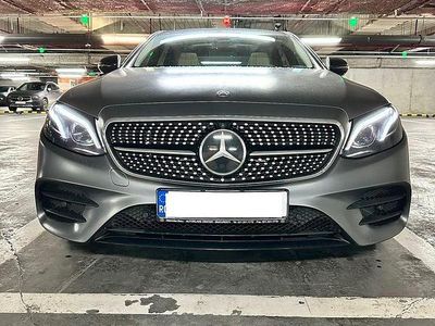 Culoaregri Utilizat 2016 Mercedes E350 AMG line Berlinǎ | 36.700 EUR