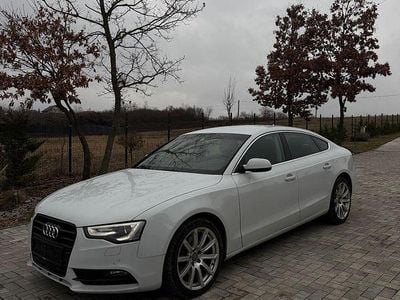 Second-hand Audi A5 177 CP (130 kW) 2013 Culoarealb Coupe