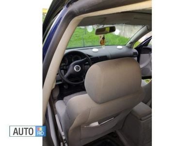 Second-hand VW Passat 131 CP (96 kW) 2001 Albastru Break