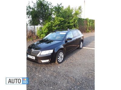 Negru Utilizat 2014 Skoda Octavia Hatchback | 10.500 EUR (Scump)