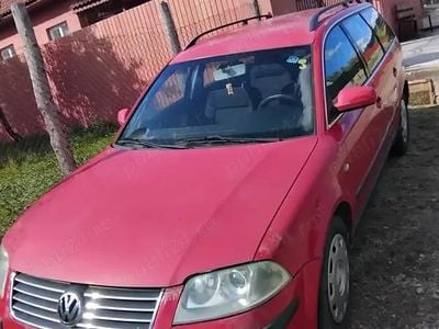 Utilizat 2002 VW Passat Berlinǎ | 1.000 EUR (Preț bun)