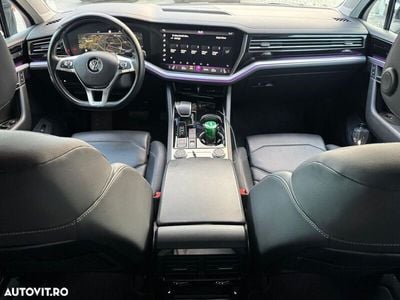 Negru Utilizat 2018 VW Touareg Atmosphere SUV | 37.499 EUR (Scump)