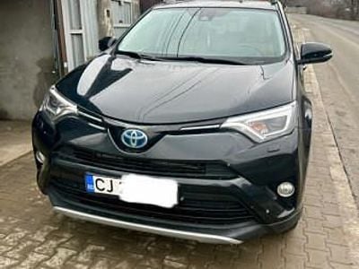 Second-hand Toyota RAV4 Hybrid 142 CP (104 kW) 2017 Negru SUV