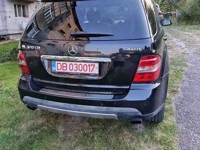 Mercedes ML320
