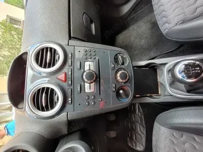 Second-hand Opel Corsa Eco 70 CP (51 kW) 2012 Gri Berlinǎ