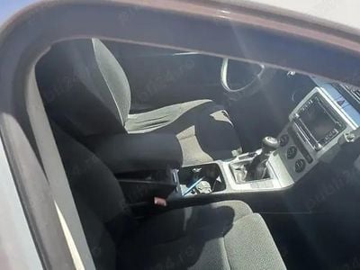 Utilizat 2010 VW Passat Break | 3.200 EUR (Preț bun)