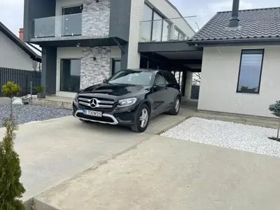 Mercedes GLC220