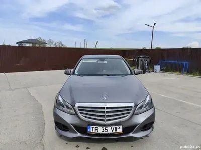 Mercedes E220