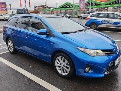 Culoarealbastru Utilizat 2014 Toyota Auris Hybrid Sol Break | 10.000 EUR (Preț OK)