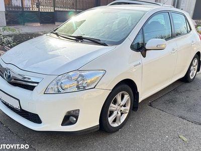 Culoarealb Utilizat 2012 Toyota Auris Hybrid Luna | 4.900 EUR
