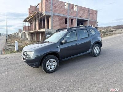 Gri Utilizat 2015 Dacia Duster SUV | 6.990 EUR (Preț OK)
