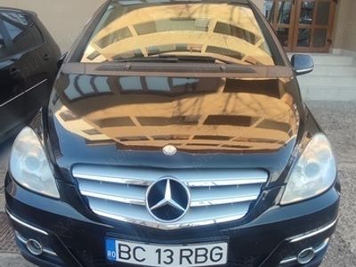 Mercedes B200