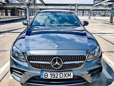 Gri Utilizat 2016 Mercedes E220 AMG Berlinǎ | 29.999 EUR (Scump)