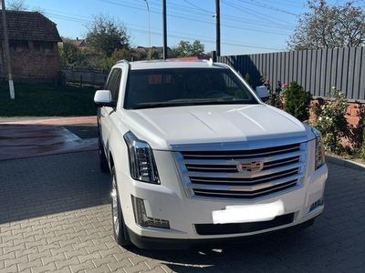 second-hand Cadillac Escalade ESV 6.2 V8 AWD AT Platinum