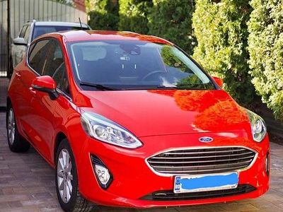 Culoarerosu Utilizat 2018 Ford Fiesta Titanium Hatchback | 9.990 EUR (Puțin scump)