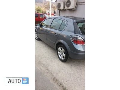 Second-hand Opel Astra 90 CP (66 kW) 2007 Hatchback