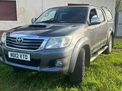 second-hand Toyota HiLux - 4x4 - an 2013