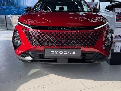 Nouă Omoda 5 145 CP (106 kW) 2025 Culoarerosu SUV
