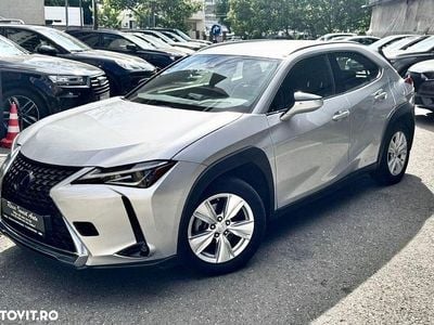 Lexus UX 250h