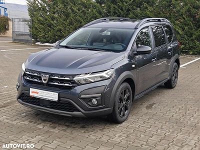 Second-hand Dacia Jogger Extreme 110 CP (80 kW) 2022 Culoaregri Monovolum