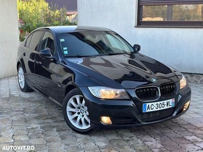 Negru Utilizat 2010 BMW 330 Exclusive Break | 5.999 EUR