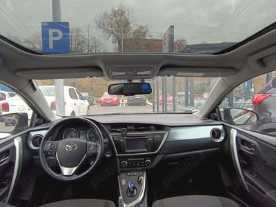 Toyota Auris Hybrid