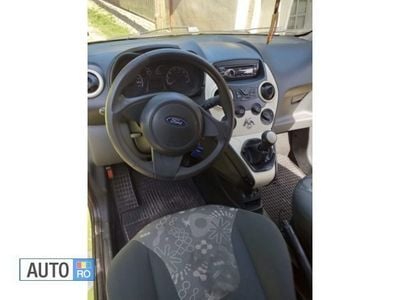 Second-hand Ford Ka 69 CP (50 kW) 2009 Verde Hatchback