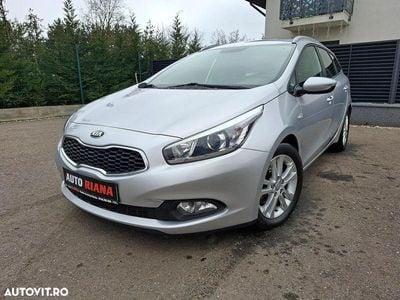 Second-hand Kia Ceed Vision 115 CP (84 kW) 2012 Culoareargint Hatchback