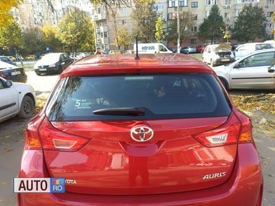 second-hand Toyota Auris 