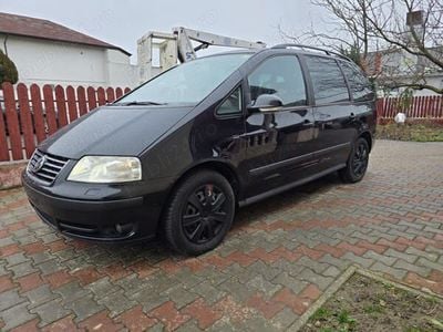 VW Sharan