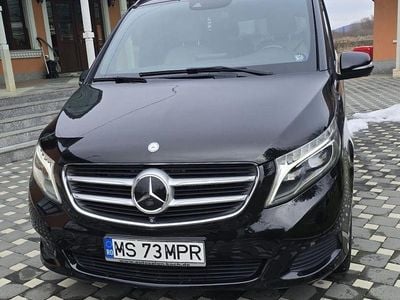 Second-hand Mercedes V250 Avantgarde Edition 190 CP (139 kW) 2015 Culoarenegru Monovolum