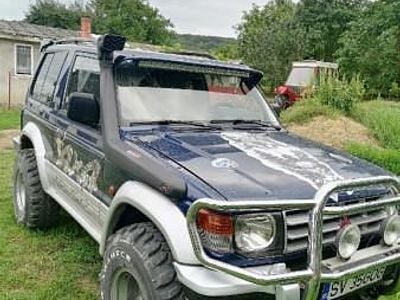 Second-hand Mitsubishi Pajero 2000 SUV