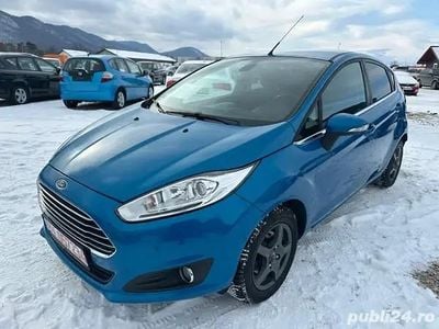 Albastru Utilizat 2013 Ford Fiesta Hatchback | 5.290 EUR (Puțin scump)