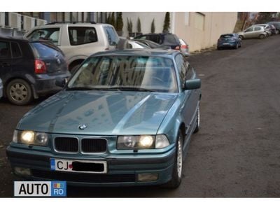 Second-hand BMW 325 Sport Line 192 CP (141 kW) 1994 Verde Coupe