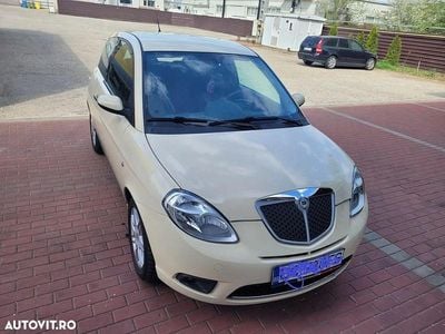 Culoarebej Utilizat 2007 Lancia Ypsilon Hatchback | 1.950 EUR
