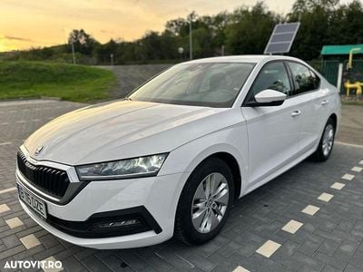 Culoarealb Utilizat 2022 Skoda Octavia Ambition Hatchback | 14.150 EUR (Preț OK)