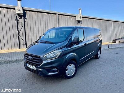 Culoaregri Utilizat 2018 Ford Transit Custom Trend Van | 14.750 EUR (Puțin scump)