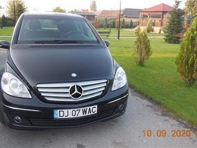 Mercedes B180